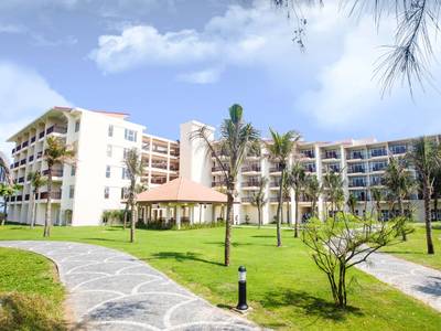 Centara Sandy Beach Resort Danang