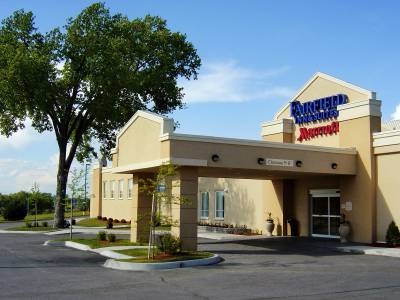 Fairfield Inn & Suites Belleville