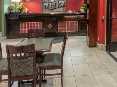 Super 8 Albuquerque Airport