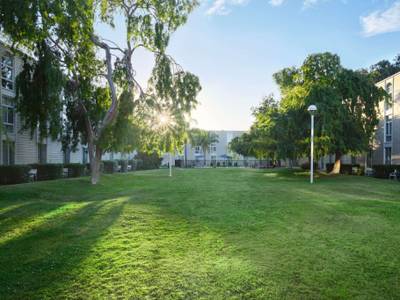 Hilton Oakland Airport