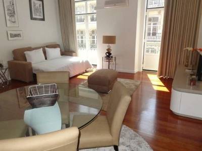 Grande Pensao Residencial Alcobia (Foto)