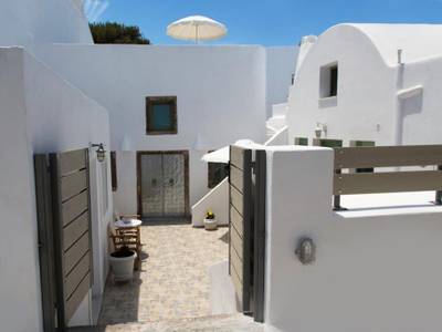 Ayoba Santorini