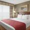 Country Inn & Suites by Radisson, Elyria, OH