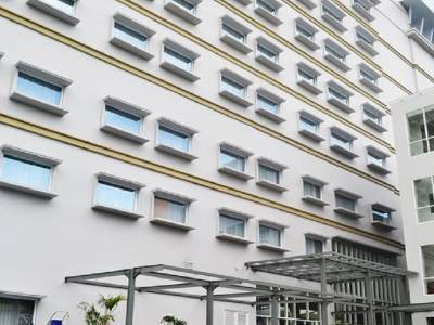 Ayola La Lisa Surabaya