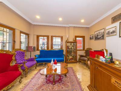 Saint George Boutique House