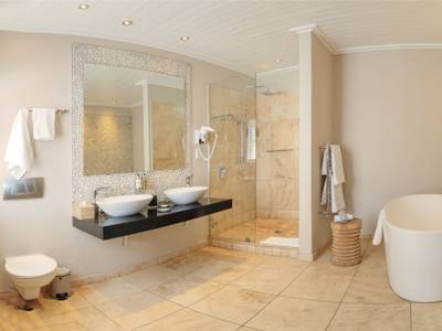 Periwinkle Guest Lodge