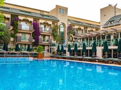 Iron Ambassador Kemer Plaza