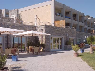 Aregai Marina Hotel & Residence