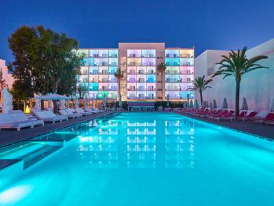 Astoria Playa - Erwachsenenhotel