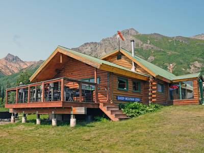 Sheep Mountain Lodge