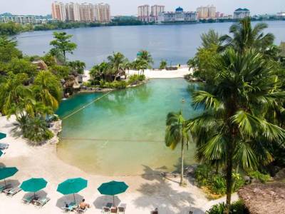 Philea Mines Beach Resort