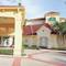 La Quinta Inn & Suites Ft Lauderdale Plantation