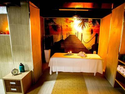 West Shine Hotel (Foto)