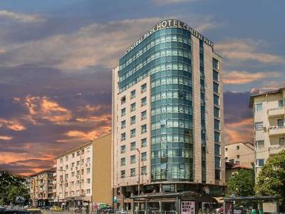 Rosslyn Central Park Hotel  (Foto)