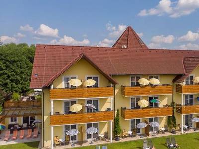 Hotel Oasis Loipersdorf