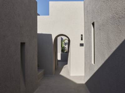 Aeon Suites Hotel - Erwachsenenhotel