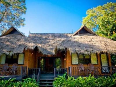 Hmong Hilltribe Lodge