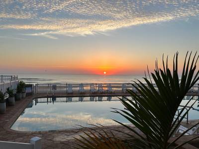 Boardwalk Inn & Suites