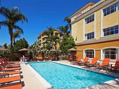 Portofino Inn & Suites