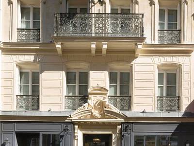 Les Plumes Hotel Paris