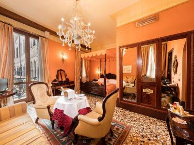 Al Ponte Dei Sospiri