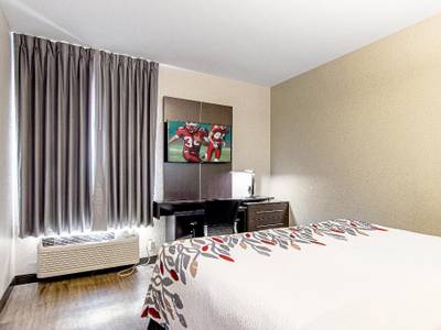 Red Roof Inn Locust Grove