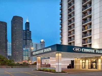 Crowne Plaza Chicago West Loop 